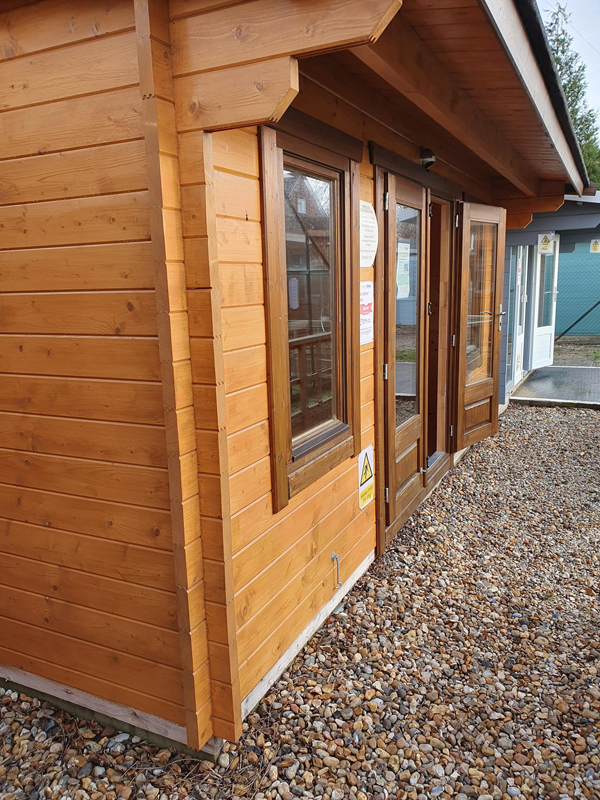 5M x 4M Untreated Interlocking Yeovil Log Cabin (44mm Walls) (Ex