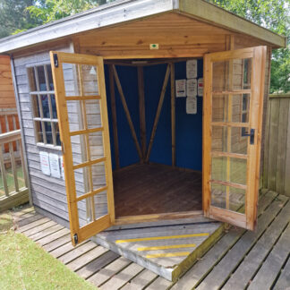 Corner Belvoir summerhouse 8 x 8 (Pic 2)