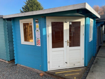 3M x 3M Untreated Interlocking Hastings Log Cabin (28mm Walls) (Ex Display)