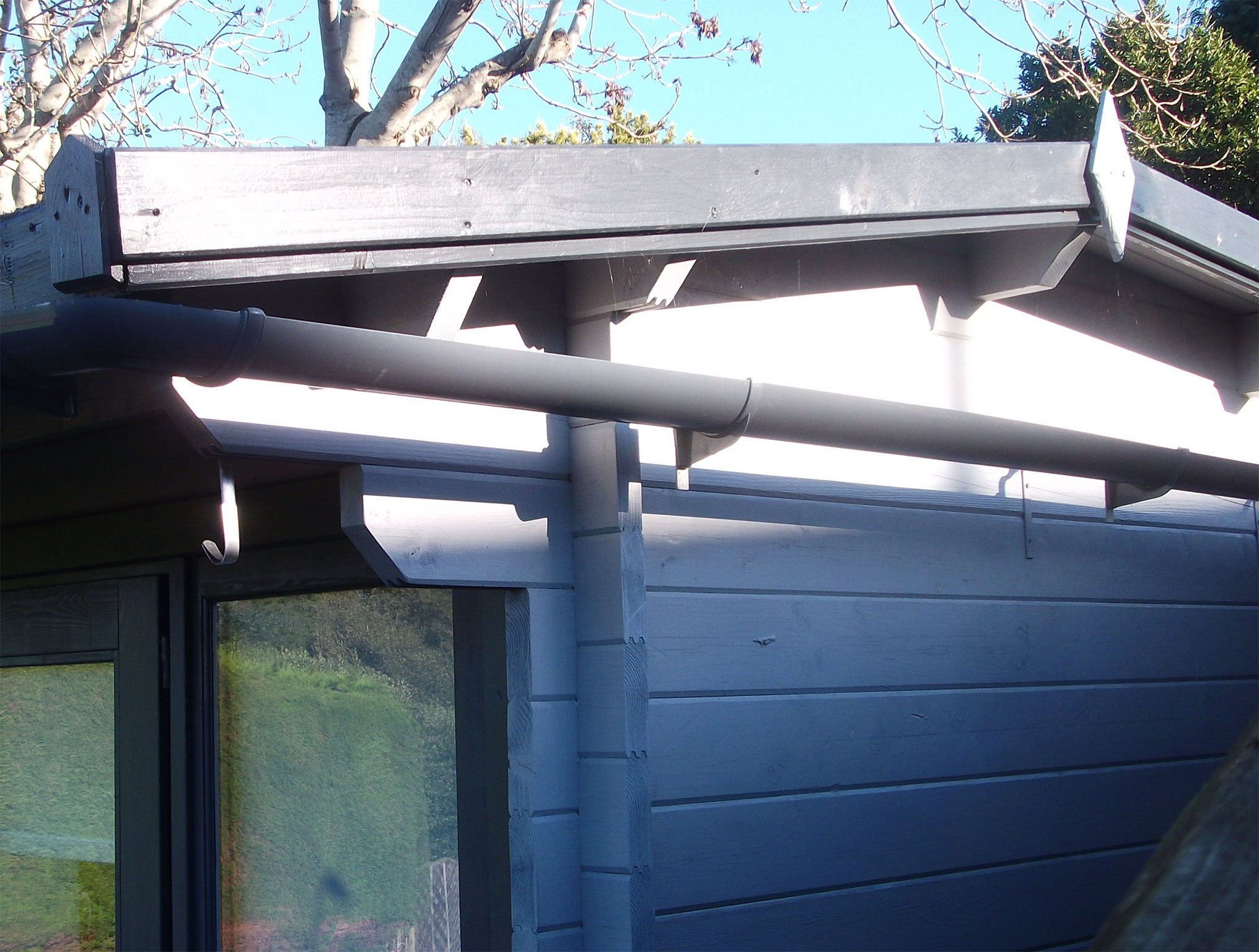 log cabin guttering