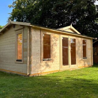 Clockhouse / New Pavilion Log Cabin