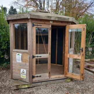 8 x 6 Belvoir 2