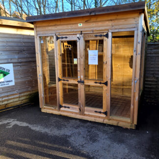 Havant Pent Budget Studio 8x6 Ext 2