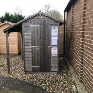 4x6 apex shed + log store 3