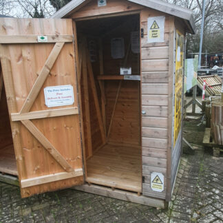 Apex shed 4 x 4 door open