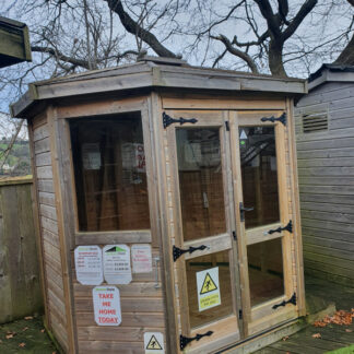 Belvoir summerhouse 8 x 6 Exterior 1