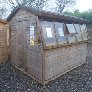 Double pot shed 8x10' front right corner view