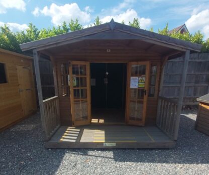 10 x 8 Loglap cabin with 4ft veranda (Ex Display)