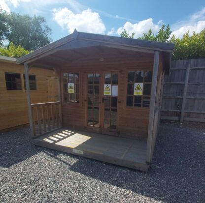 10 x 8 Loglap cabin with 4ft veranda (Ex Display) - Image 2