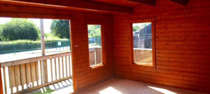 5.3M x 4M Untreated Interlocking Clockhouse/New Pavilion Log Cabin (40mm Walls - Value Deluxe) (Ex Display) - Image 4