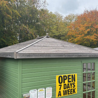 FRE Square Belvoir 10x10 roof detail